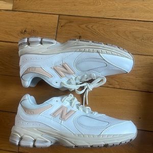 New Balance 2002 Kids Moonbeam with frappe